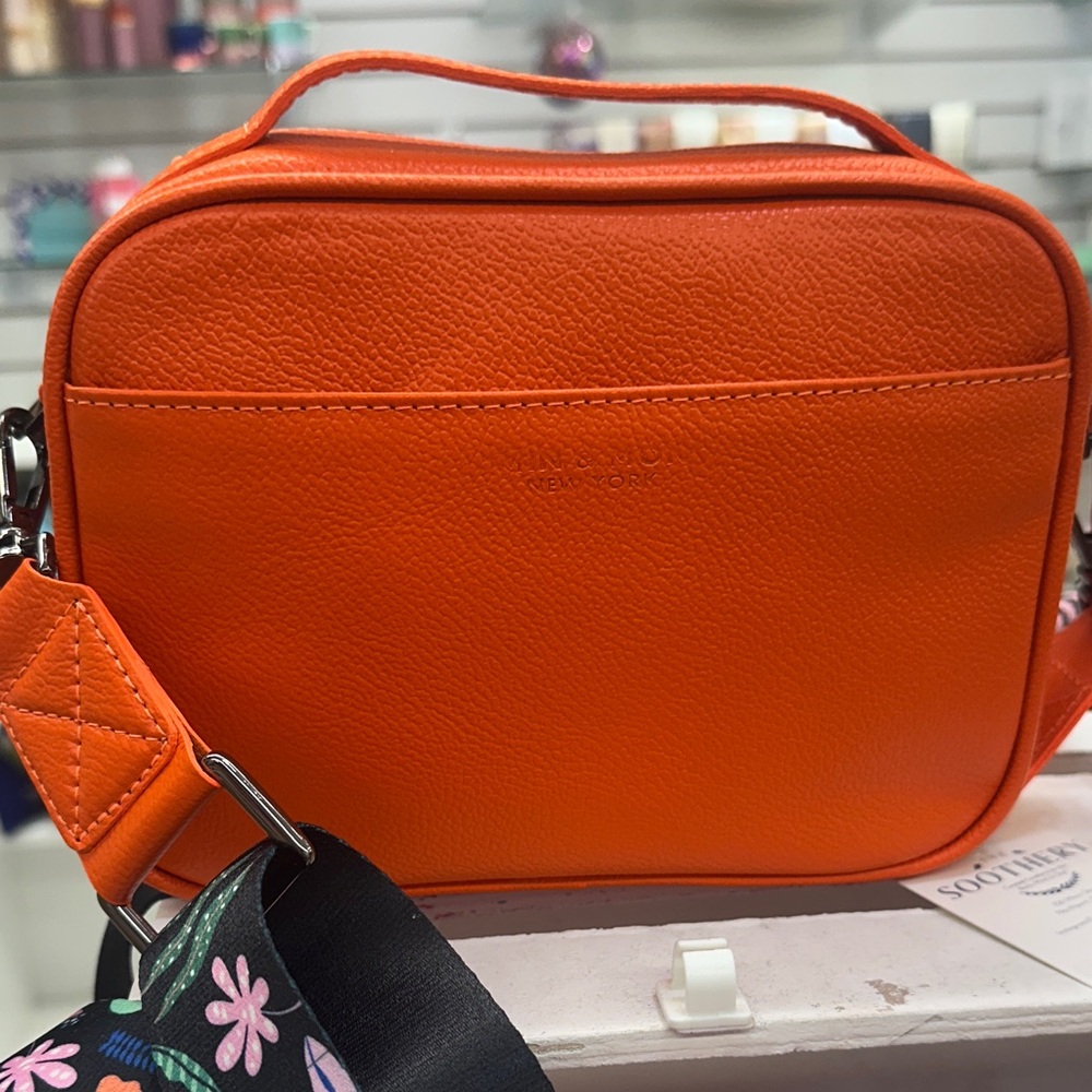 Min & Mon Orange Tiger Embroidered Crossbody Bag - Picture 3 of 6